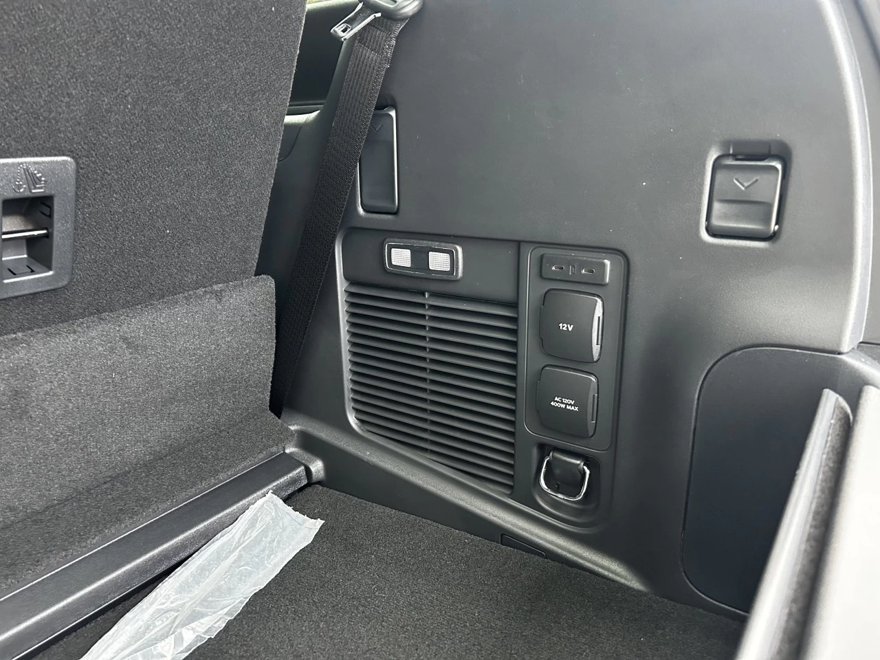 2025 Lincoln Navigator Reserve Main Image