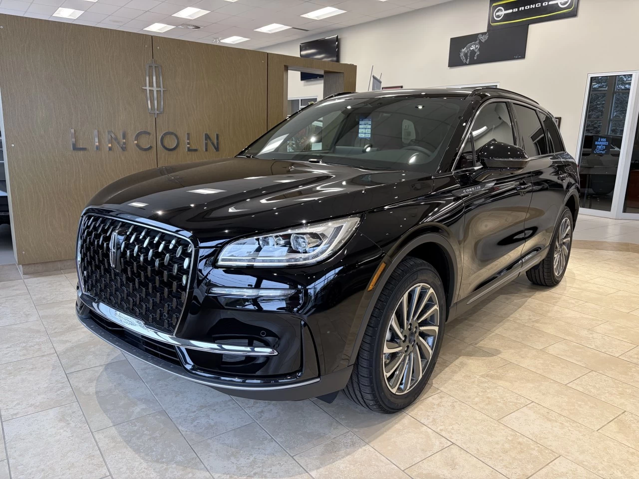 2026 Lincoln Corsair Reserve Main Image