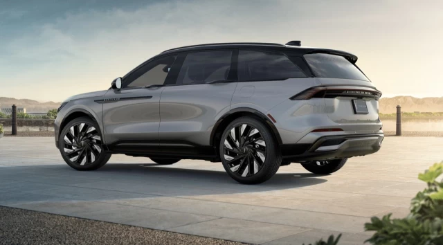 Lincoln Nautilus Reserve 2025