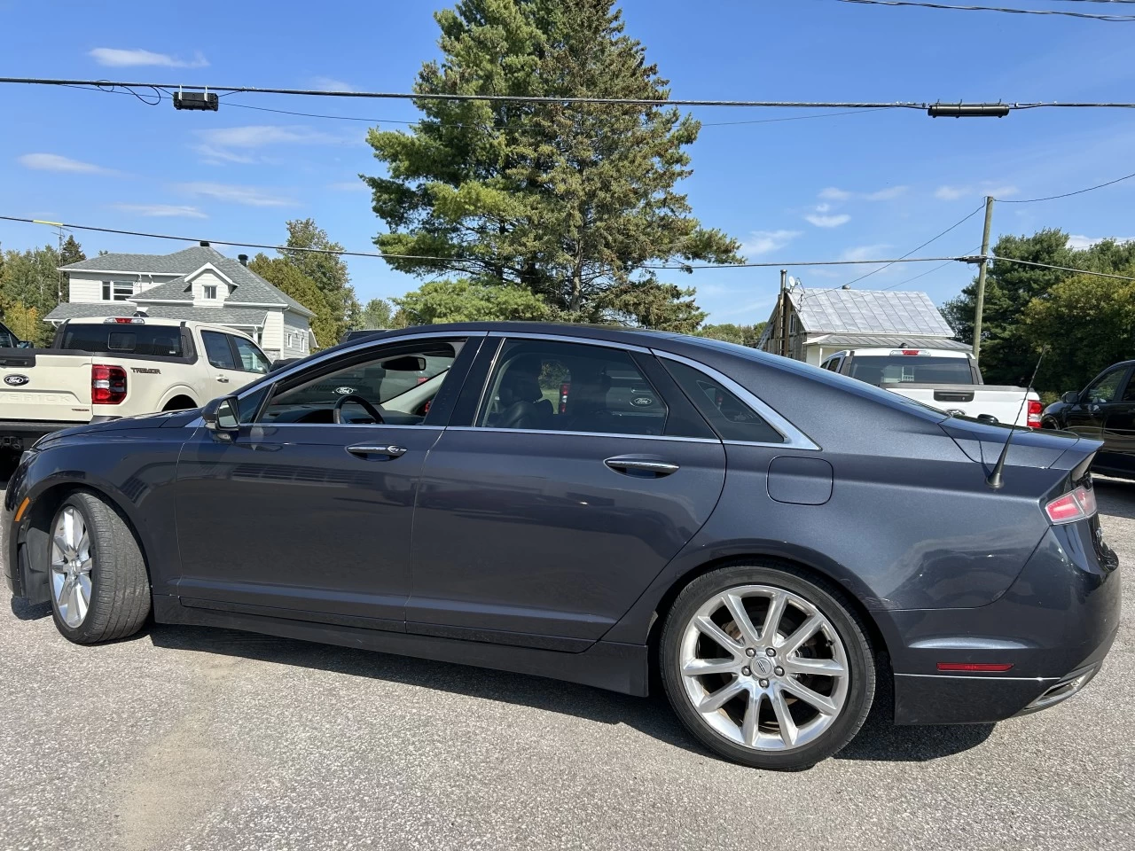 2014 Lincoln MKZ 4dr Sdn AWD Main Image