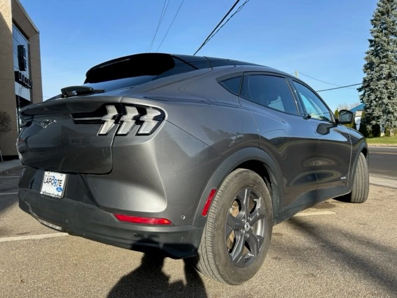 2021 Ford Mustang Mach-E Select Image principale