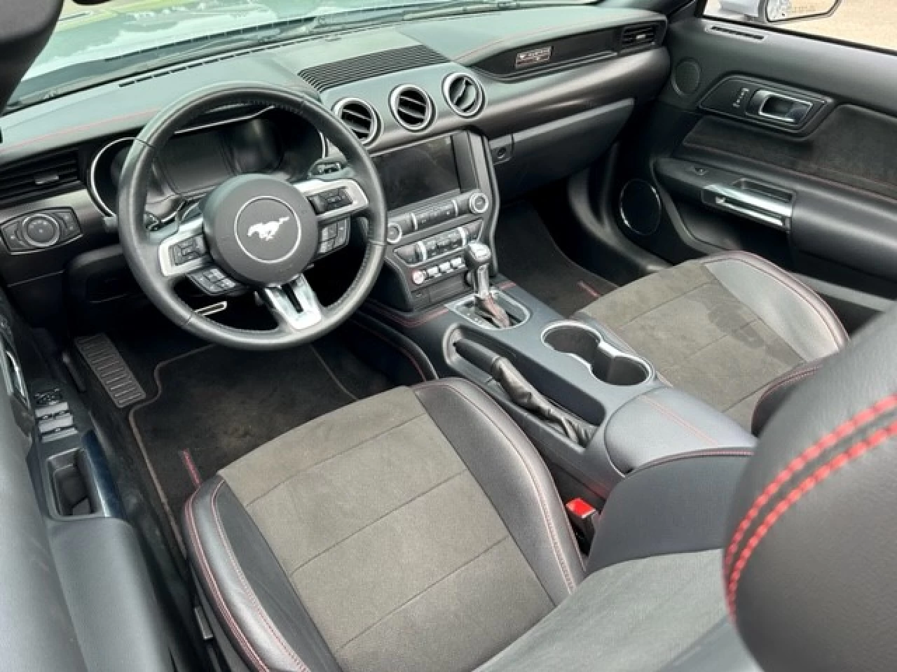 2020 Ford Mustang GT Premium Image principale