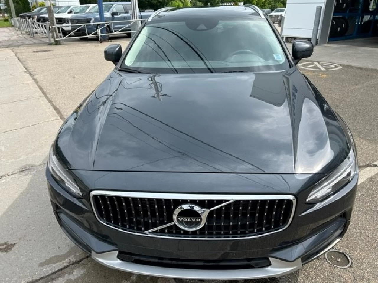 2019 Volvo V90 Cross Country T6 AWD Image principale