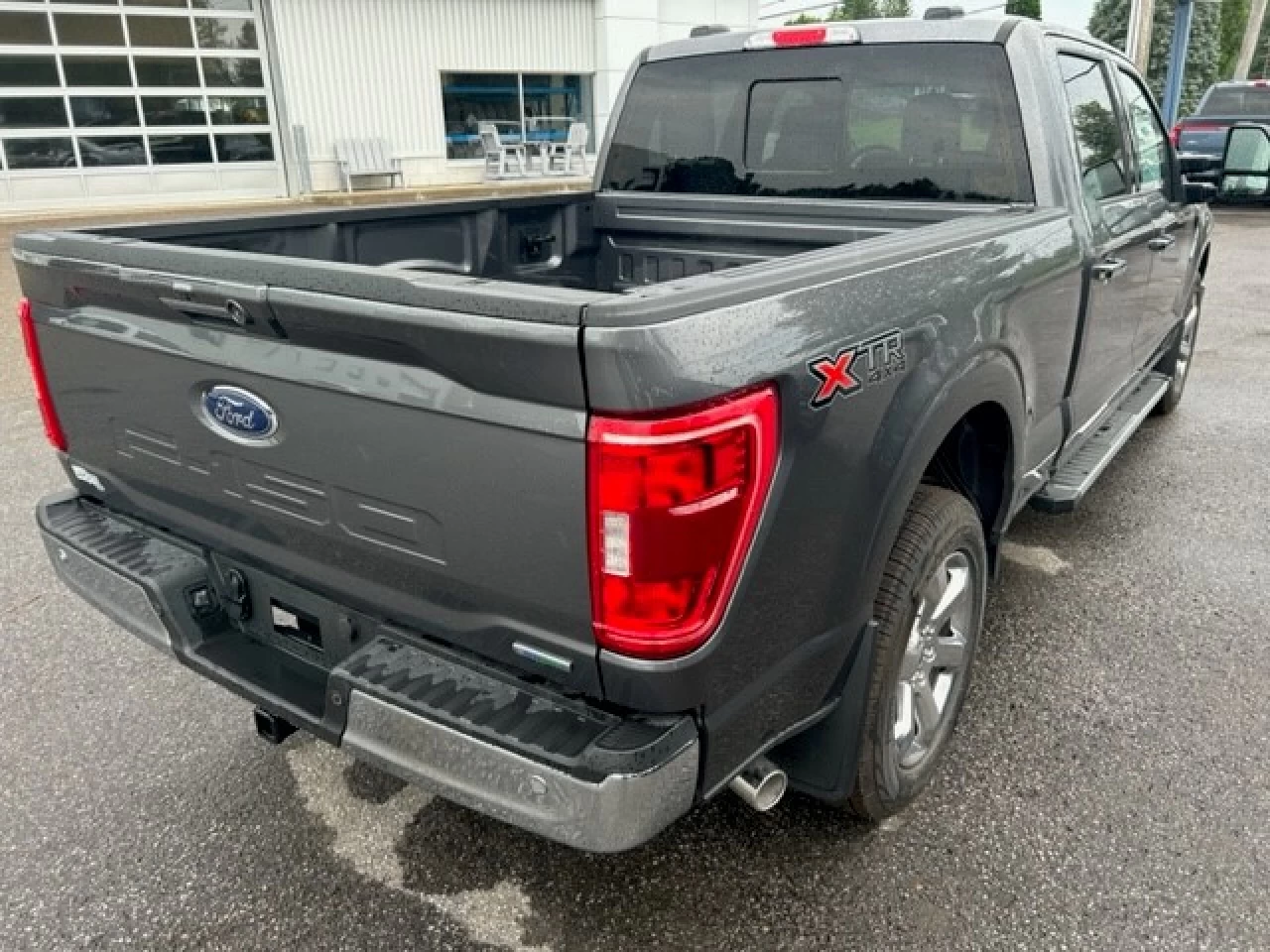 2023 Ford F-150 XLT Main Image
