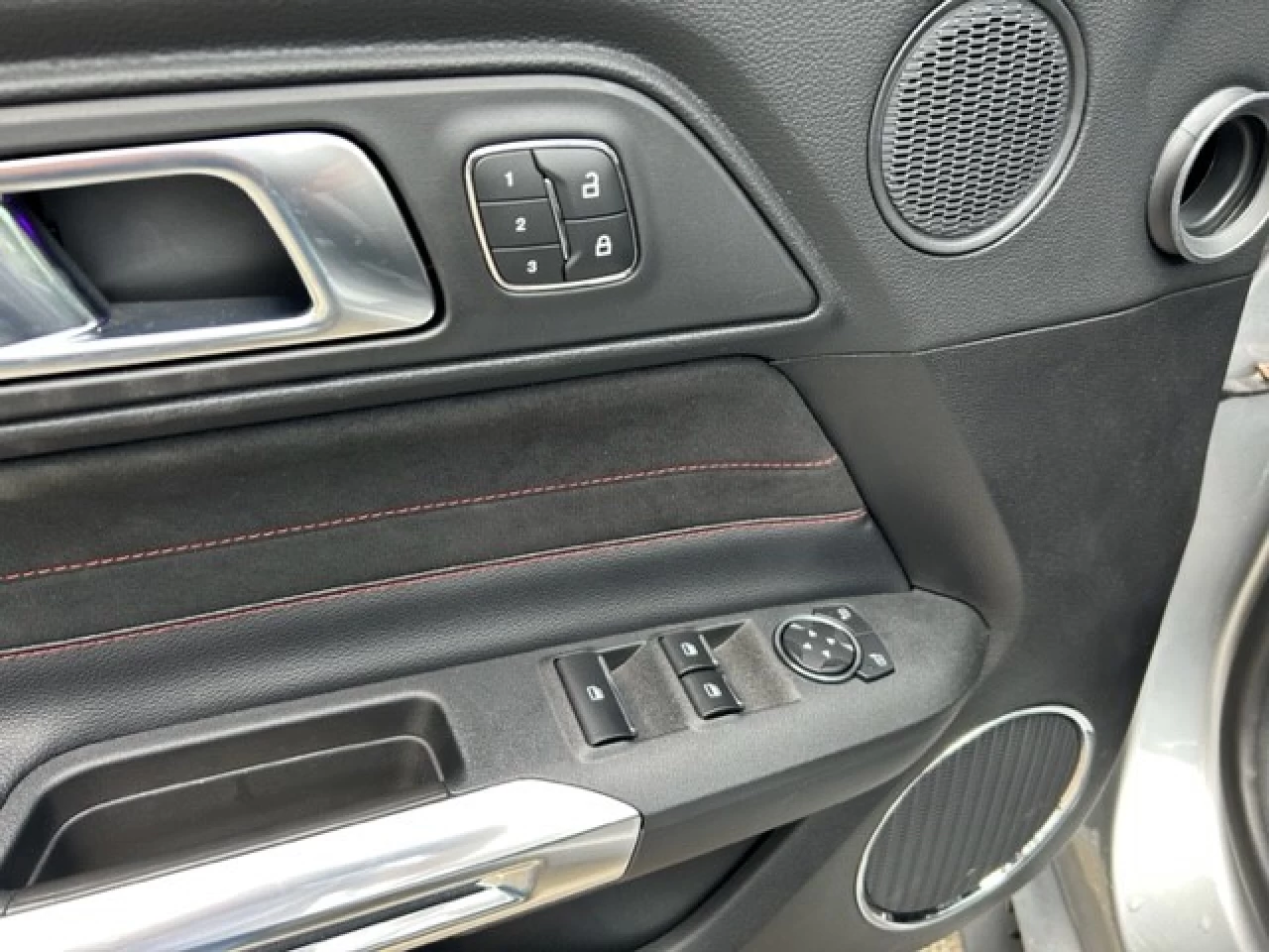 2020 Ford Mustang GT Premium Image principale