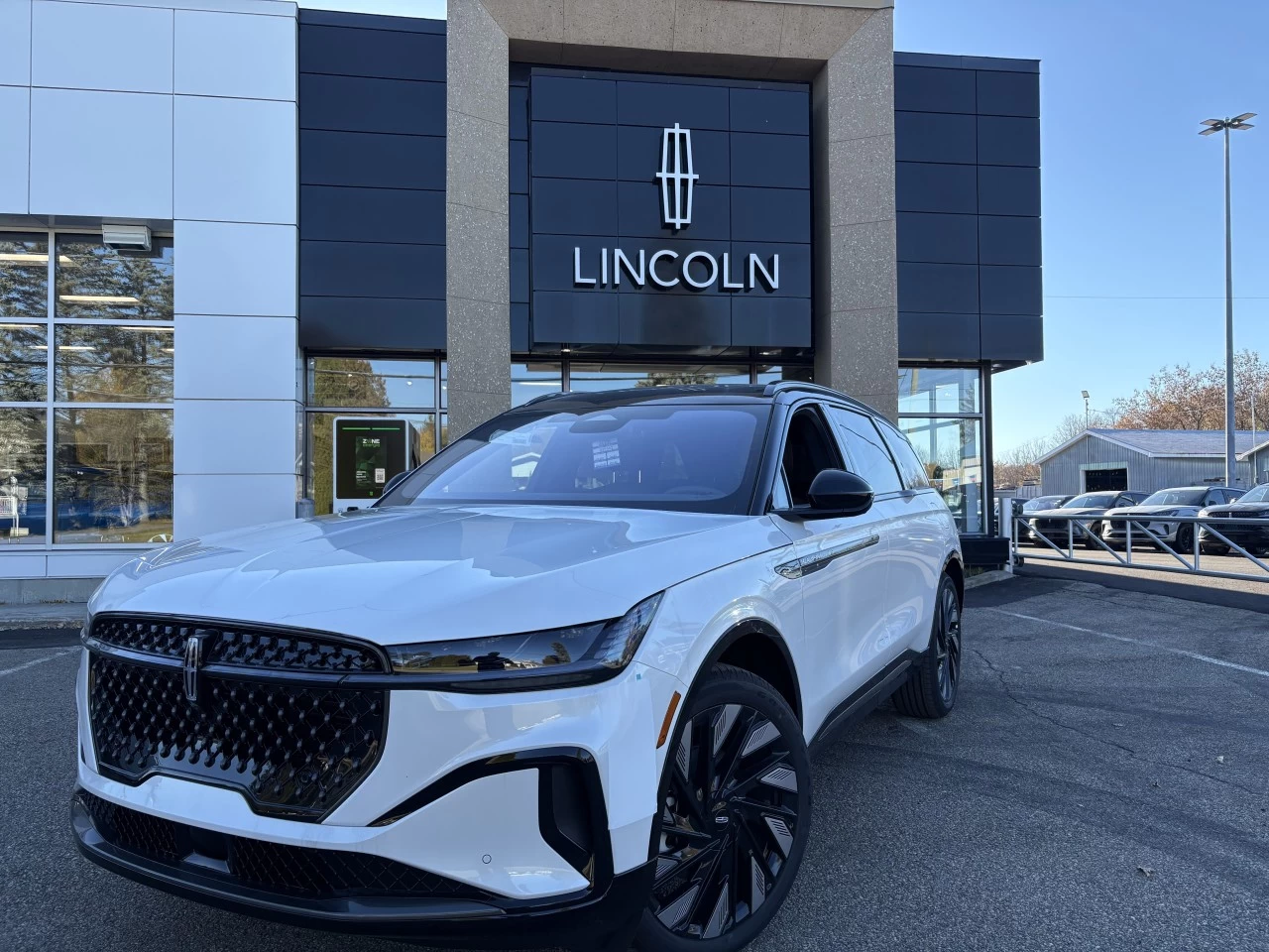 2026 Lincoln Nautilus Reserve Main Image