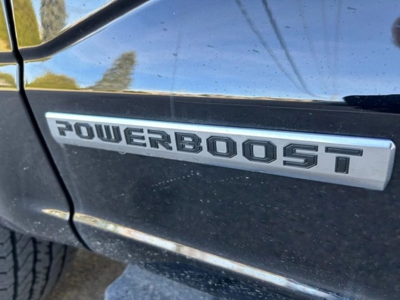 2022 Ford F-150 LARIAT Main Image