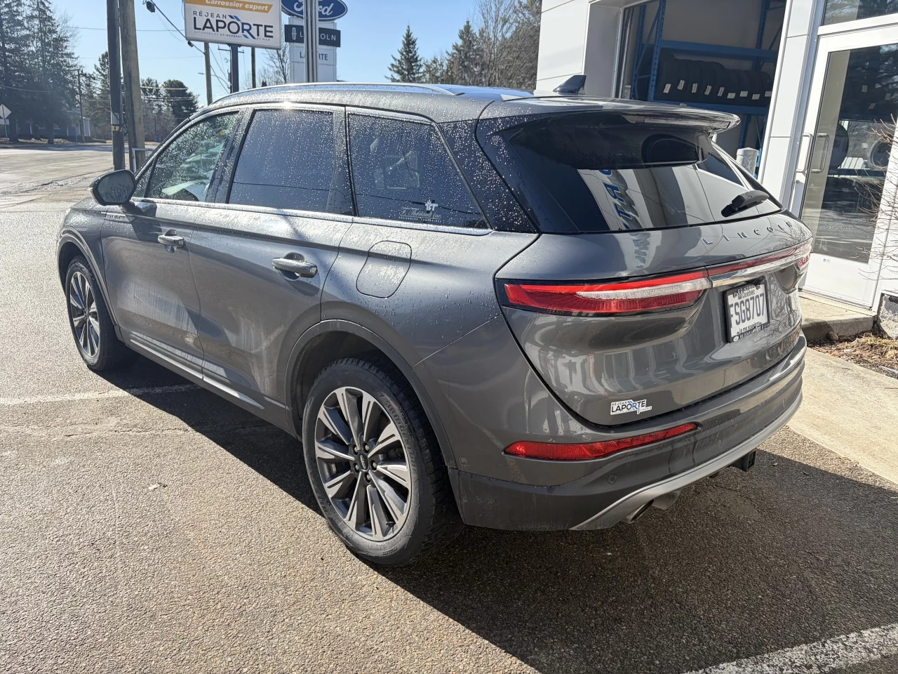 2022 Lincoln Corsair RESERVE CUIR AWD ENSEMBLE REMORQUAGE https://www.rejeanlaportelincoln.com/resize/b990ff35b810a3abc0cc817b2ca24889-1