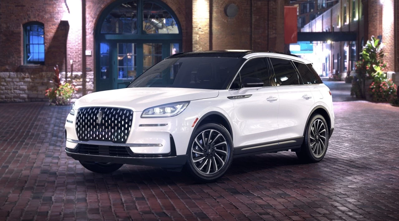 2025 Lincoln Corsair Resreve AWD Main Image