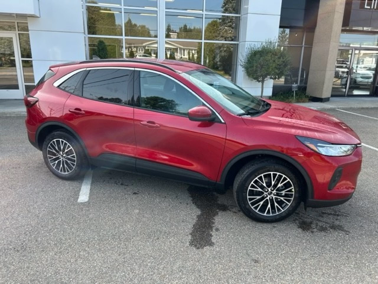 2023 Ford Escape PHEV Image principale