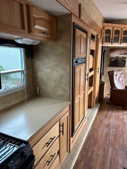 2005 Keystone Challenger 32TPK 