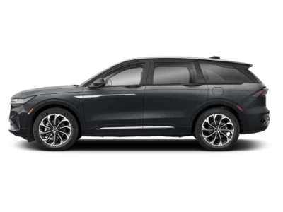 Profil, orienté vers la gauche