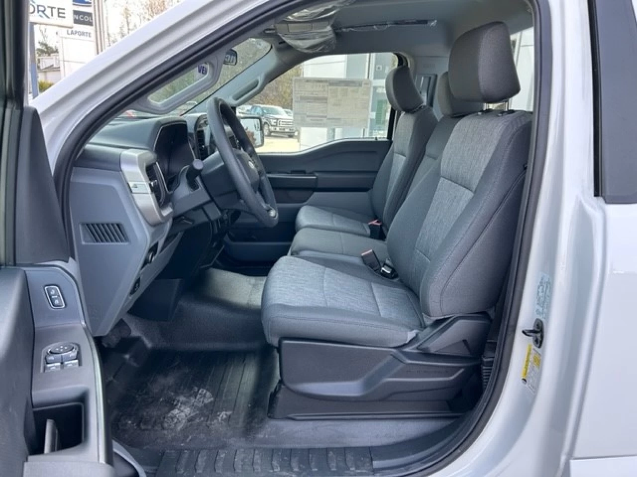 2023 Ford F-150 XL Main Image