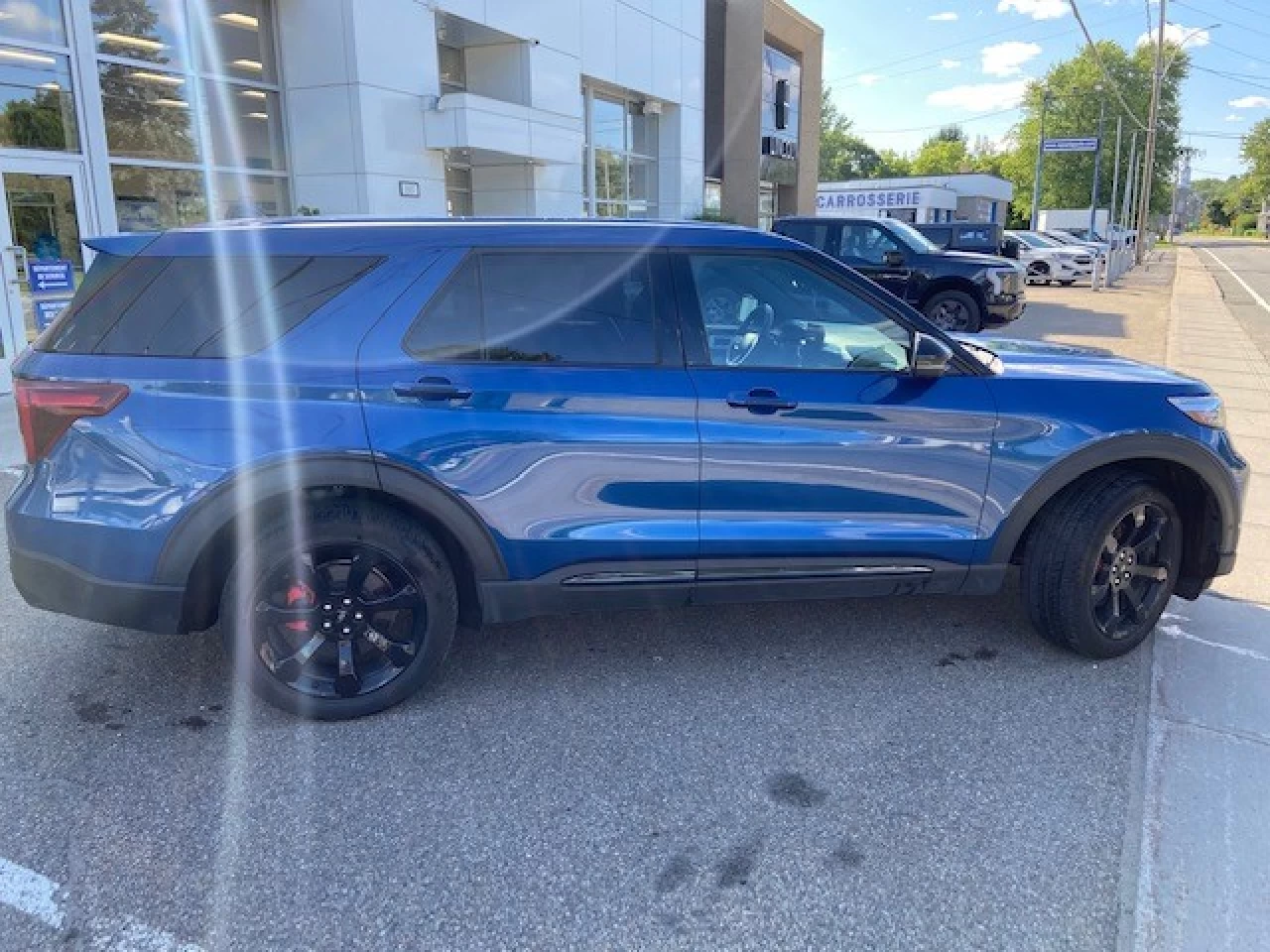 2021 Ford Explorer ST Image principale