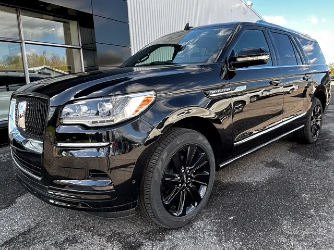 2022 Lincoln Navigator L Reserve Main Image
