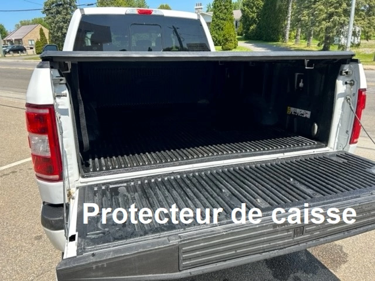 2020 Ford F-150 XLT Main Image