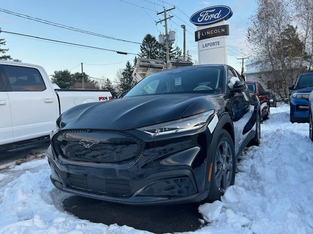 Ford Mustang Mach-E Select AWD 2023