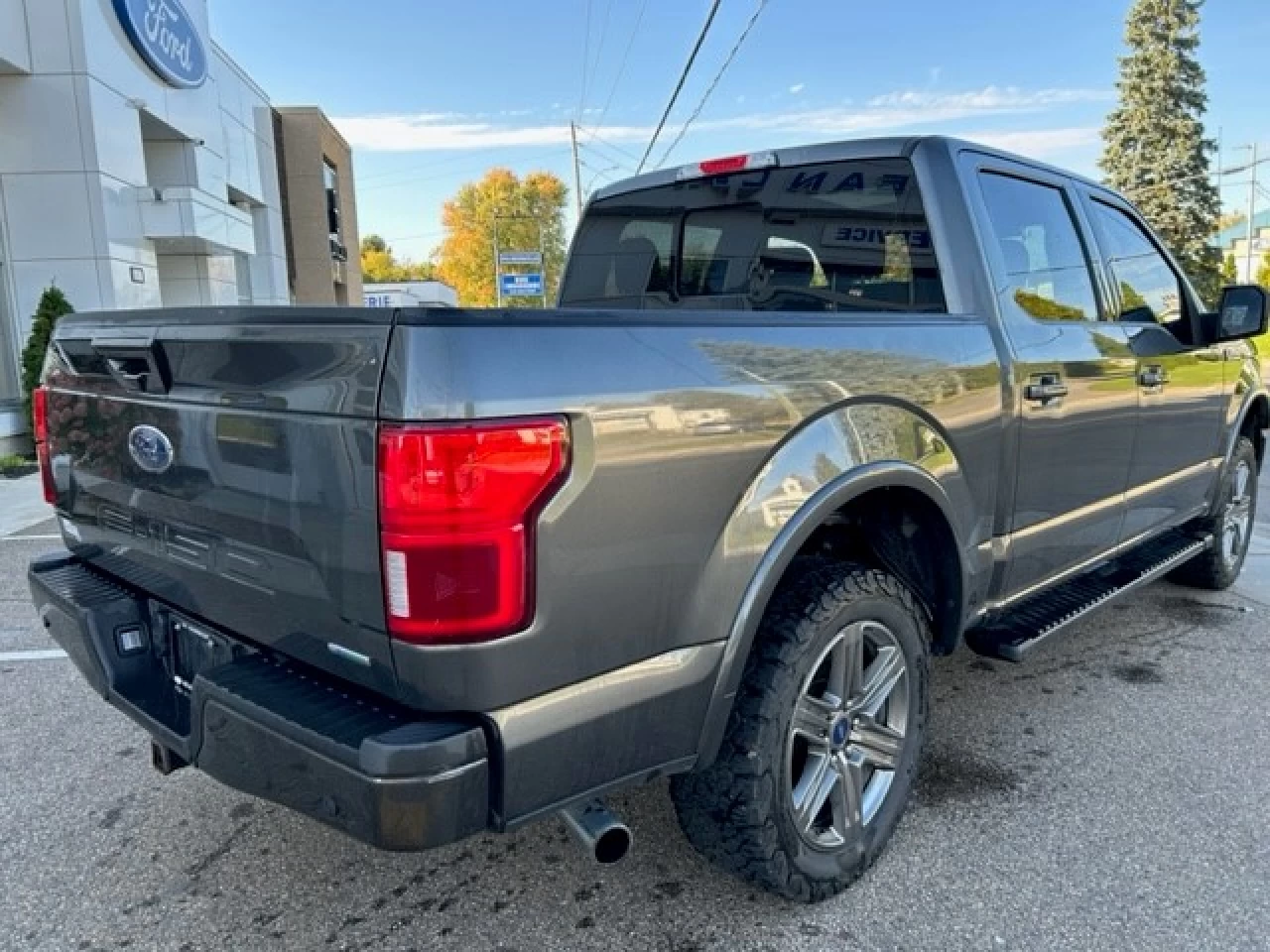 2020 Ford F-150 LARIAT Main Image