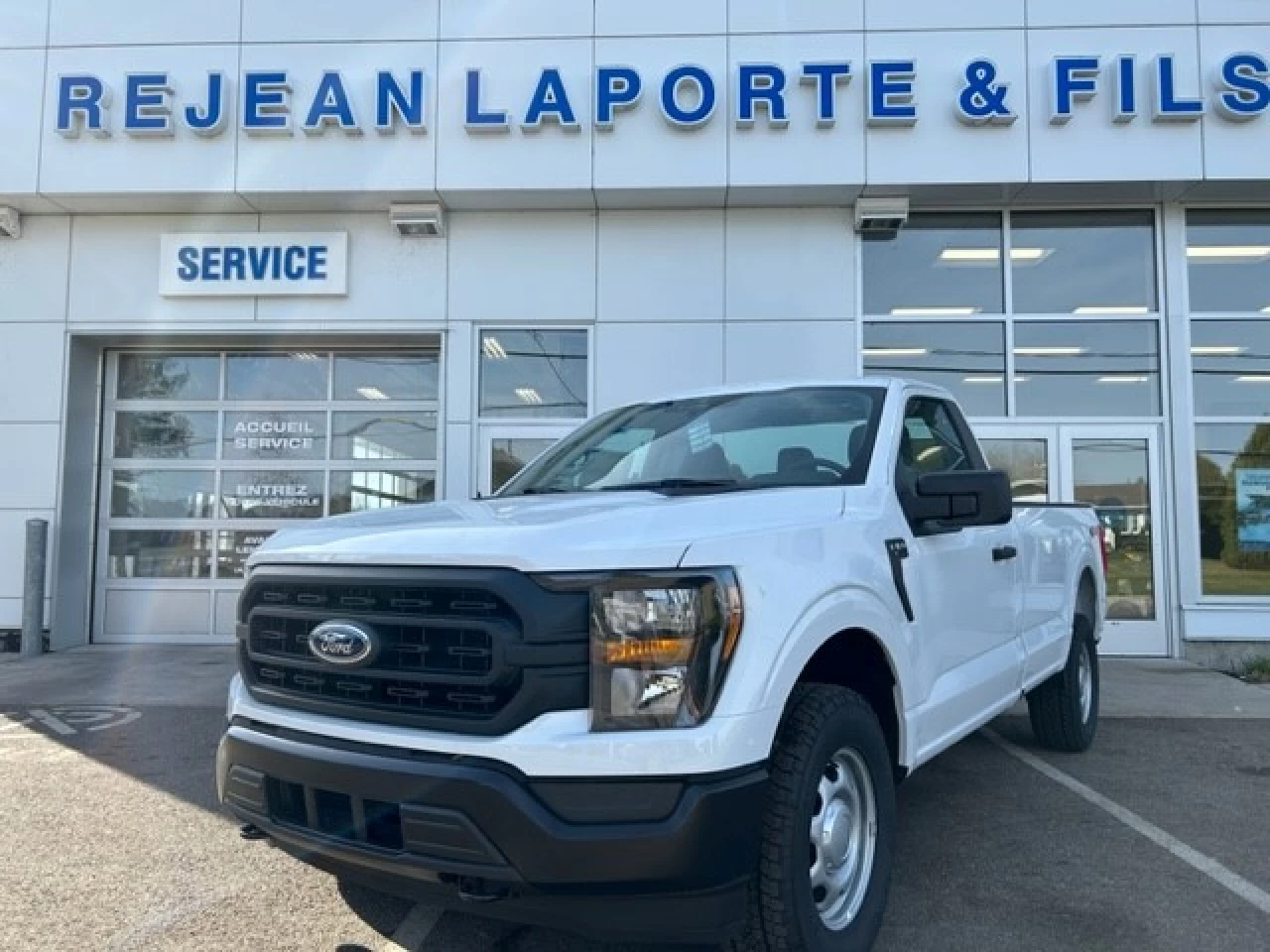 2023 Ford F-150 XL Main Image