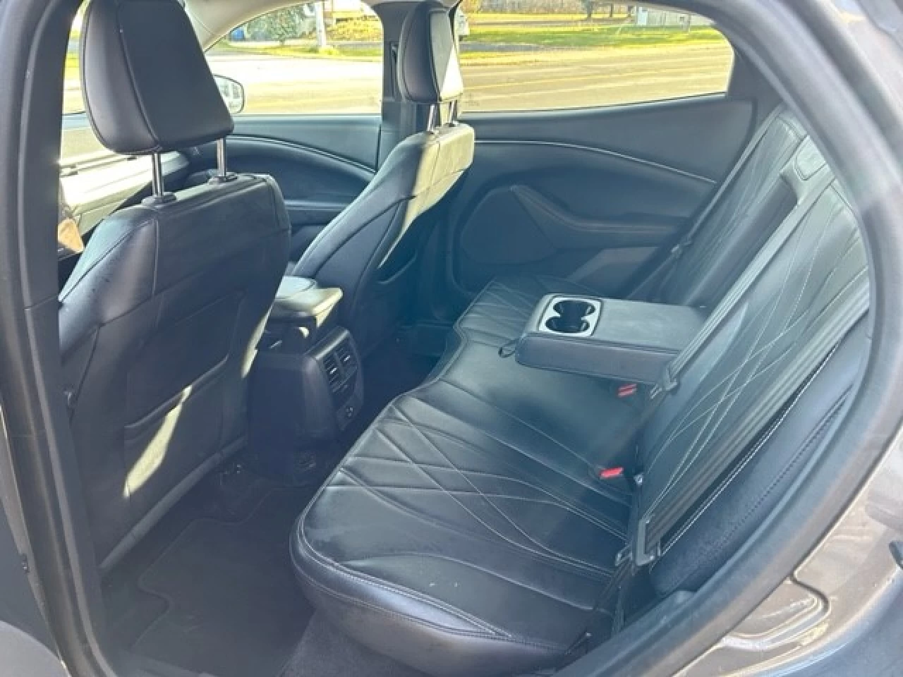 2021 Ford Mustang Mach-E Select Image principale