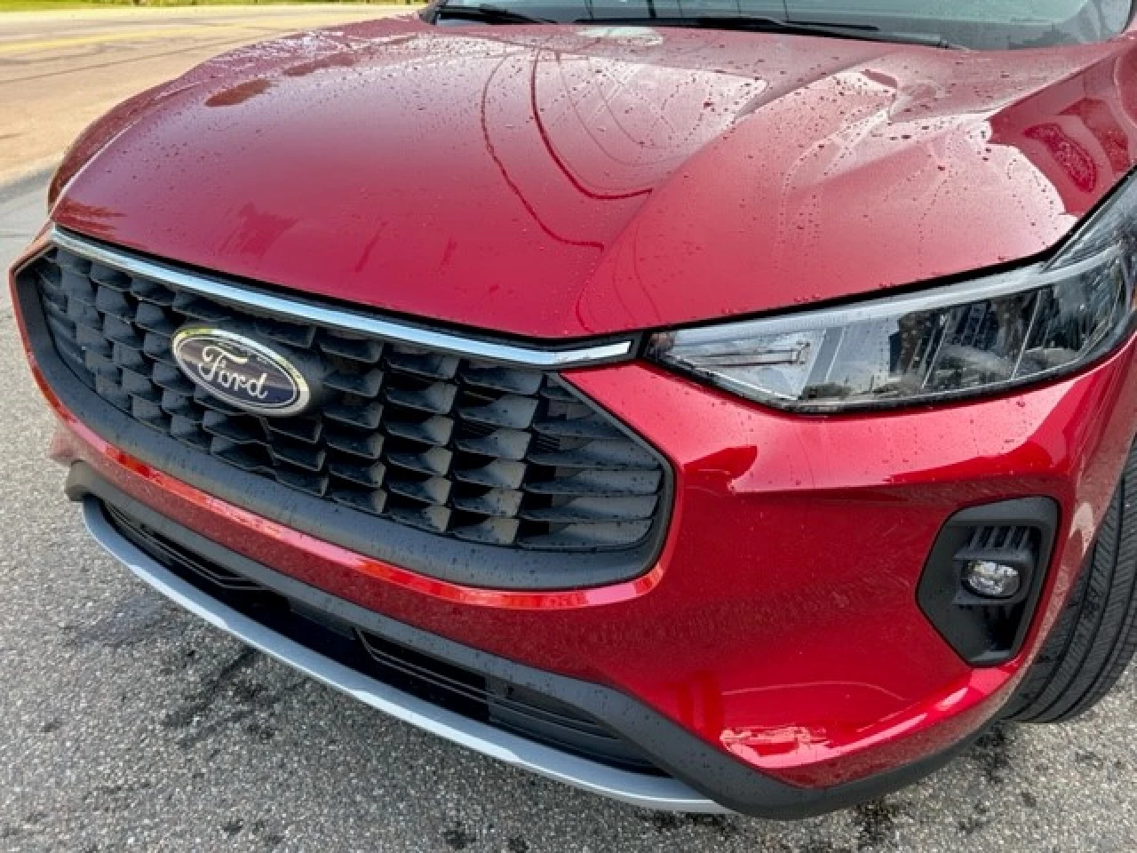 2023 Ford Escape PHEV Image principale