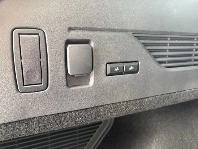 Lincoln Nautilus RESERVE 203A MASSAGE PARFUM TOIT PANORAMIQUE 2025