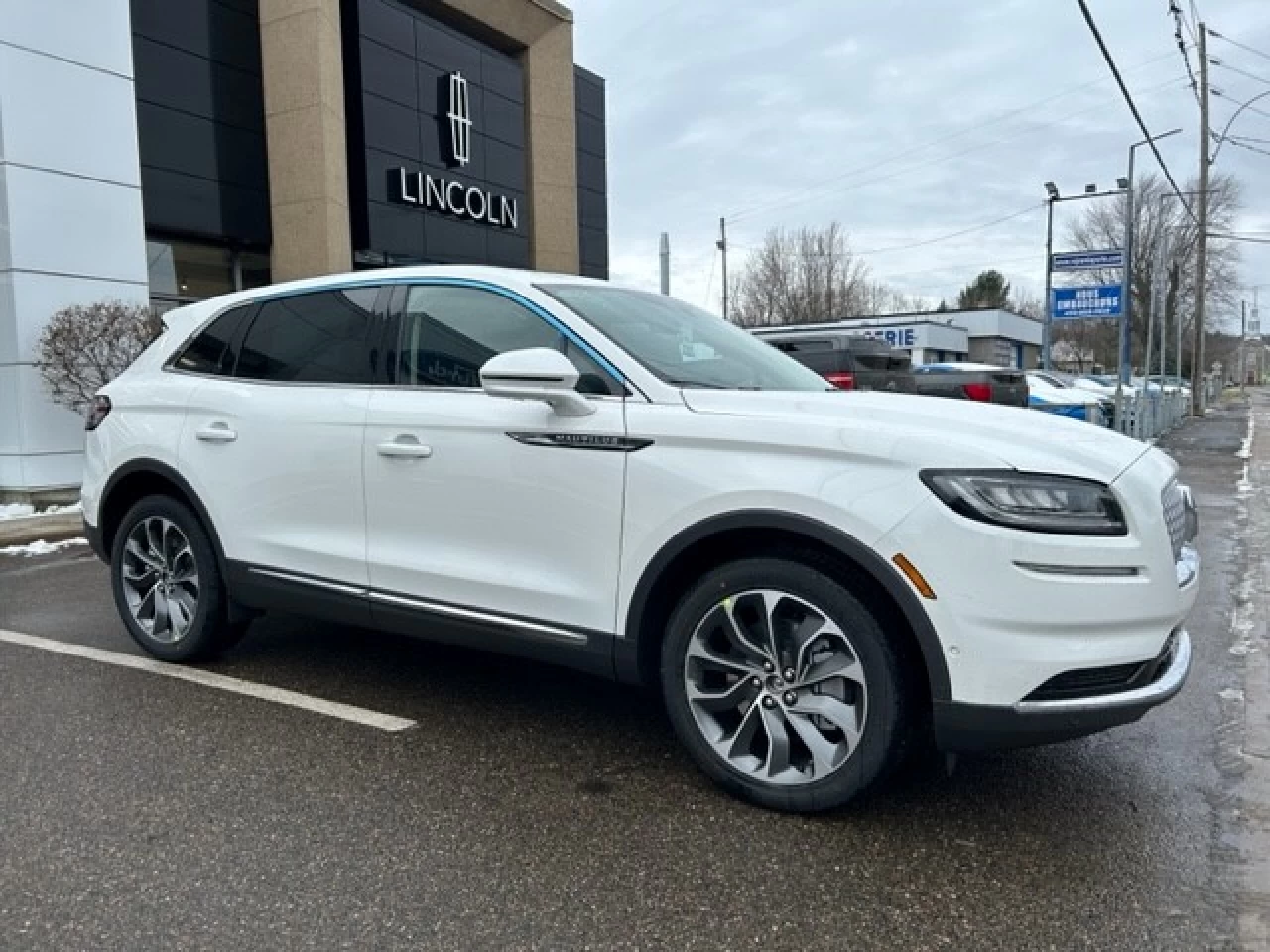 2023 Lincoln Nautilus Reserve Main Image