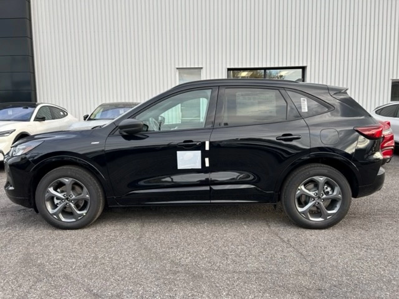 2023 Ford Escape ST-Line AWD HYBRIDE Image principale