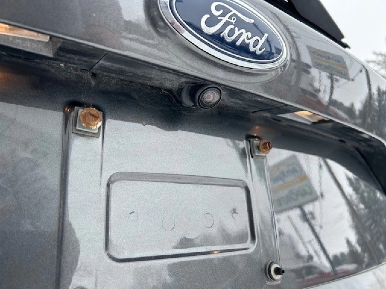 2017 Ford Escape SE AWD Image principale
