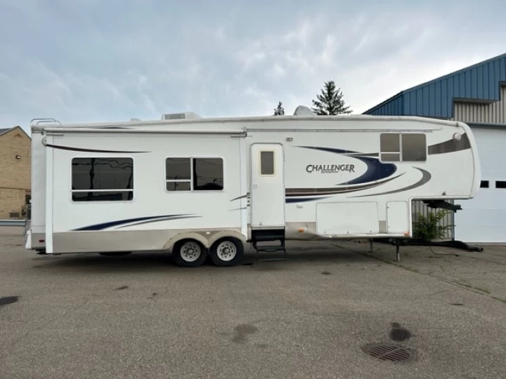 2005 Keystone Challenger 32TPK 