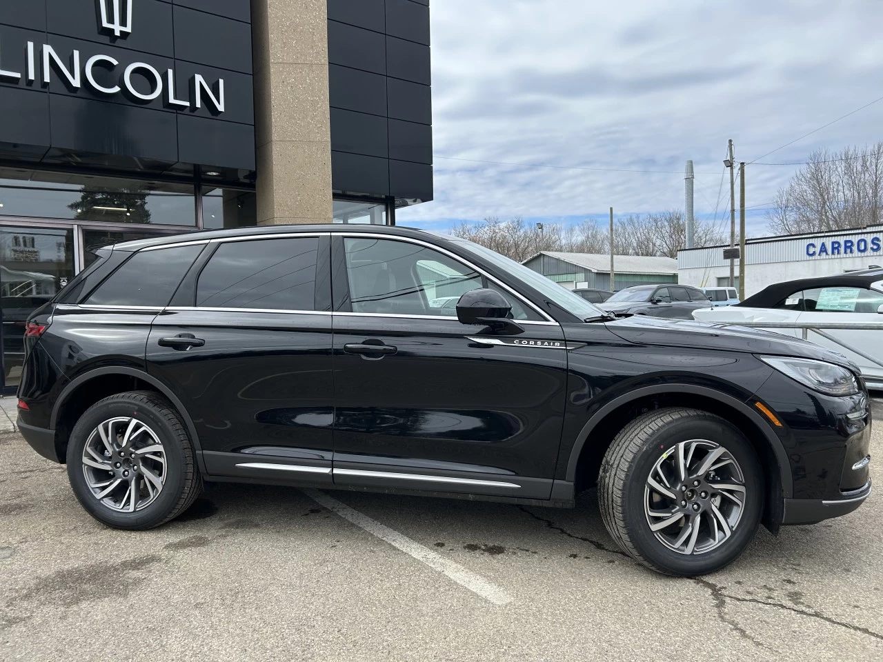 2025 Lincoln Corsair Premiere Main Image
