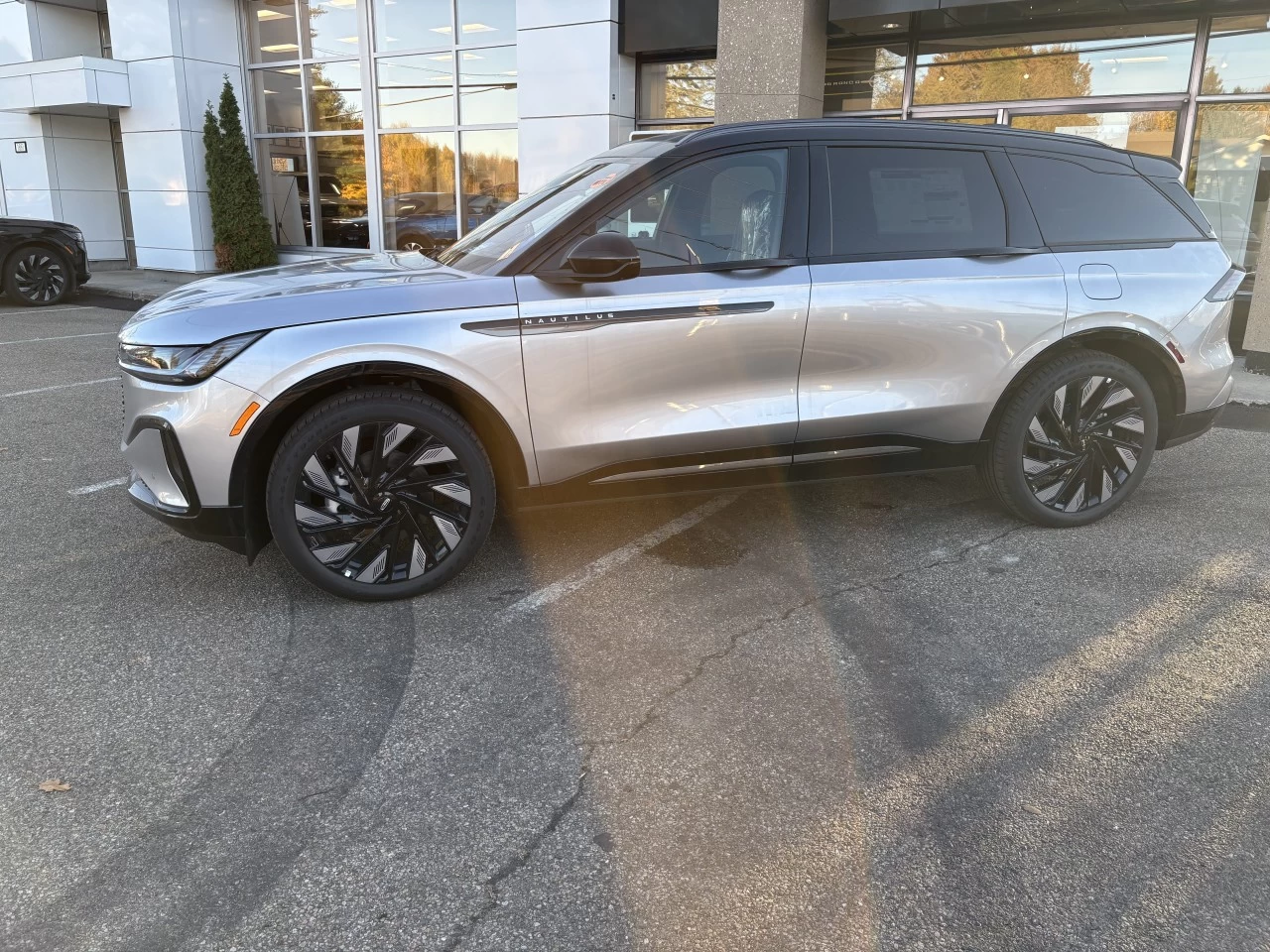 2026 Lincoln Nautilus Premiere Main Image