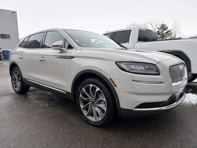 Lincoln Nautilus Reserve AWD CUIR TOIT PANO NAVIGATION SIEGES CHAUFFANTS/VENTILÉS VOLANT CHAUFFANT 2022
