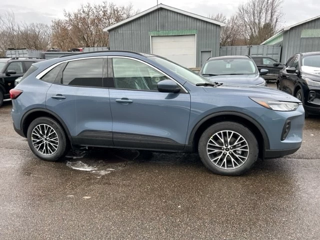 Ford Escape PHEV 2023