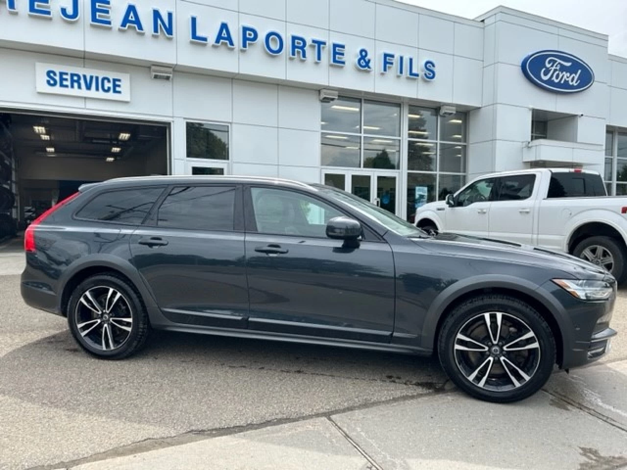 2019 Volvo V90 Cross Country T6 AWD Image principale