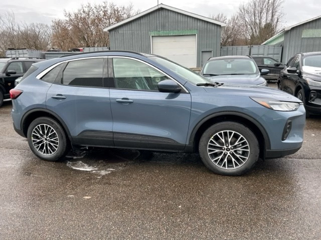 2023 Ford Escape PHEV Main Image