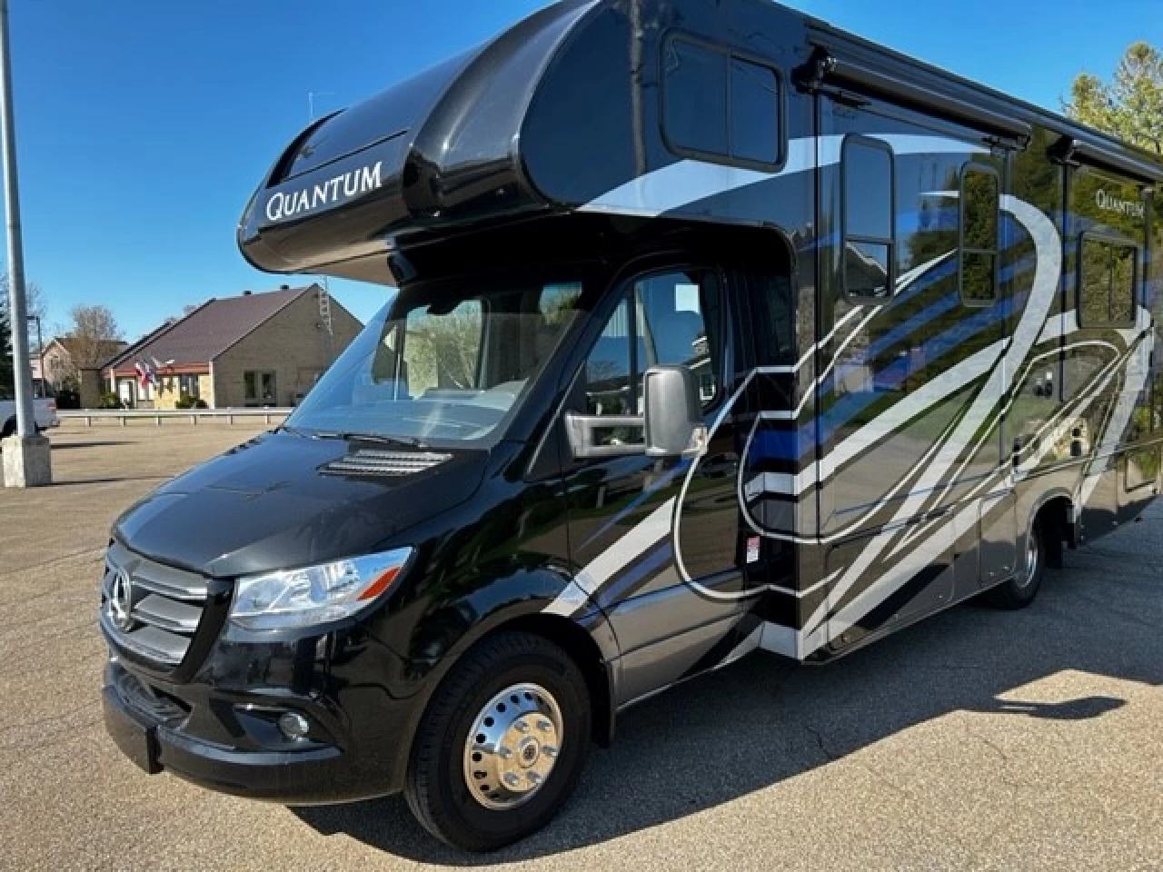 2021 Thor Motor Coach Quantum Sprinter  Image principale
