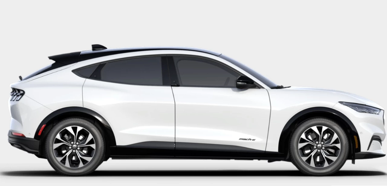 2023 Ford Mustang Mach-E Premium AWD X Image principale