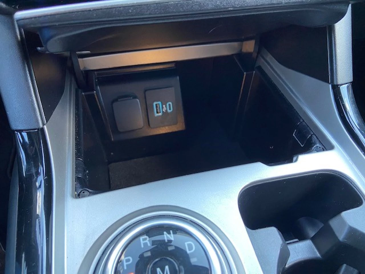 2021 Ford Explorer ST Image principale
