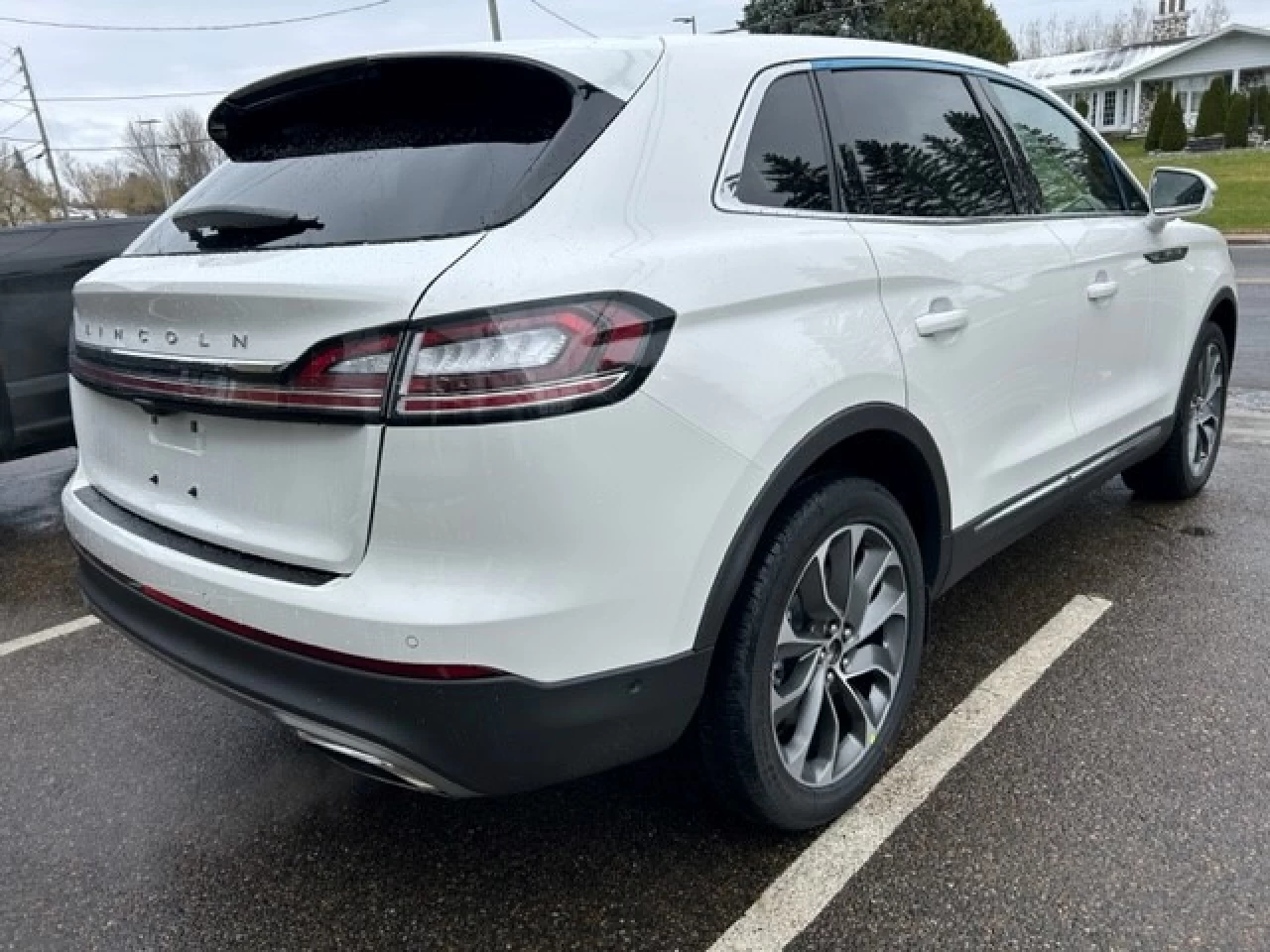 2023 Lincoln Nautilus Reserve Main Image