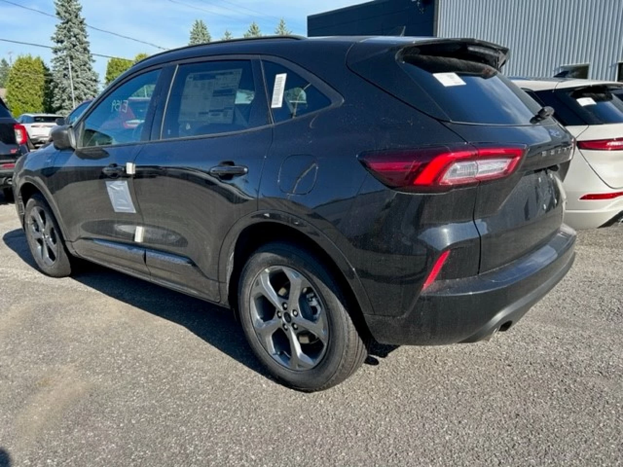 2023 Ford Escape ST-Line Hybride Image principale