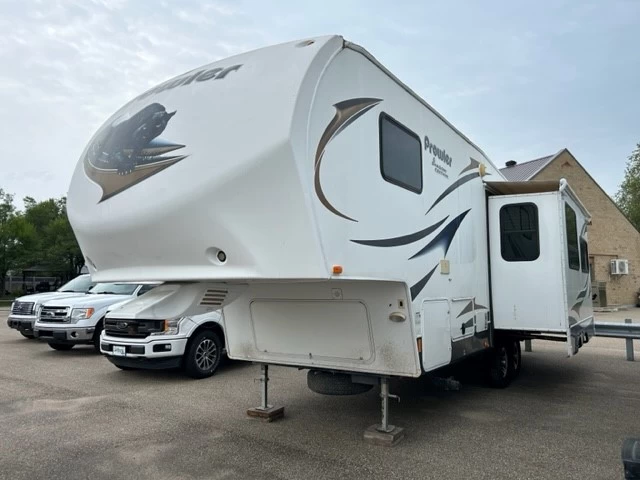 PROWLER 27P RLS  2011
