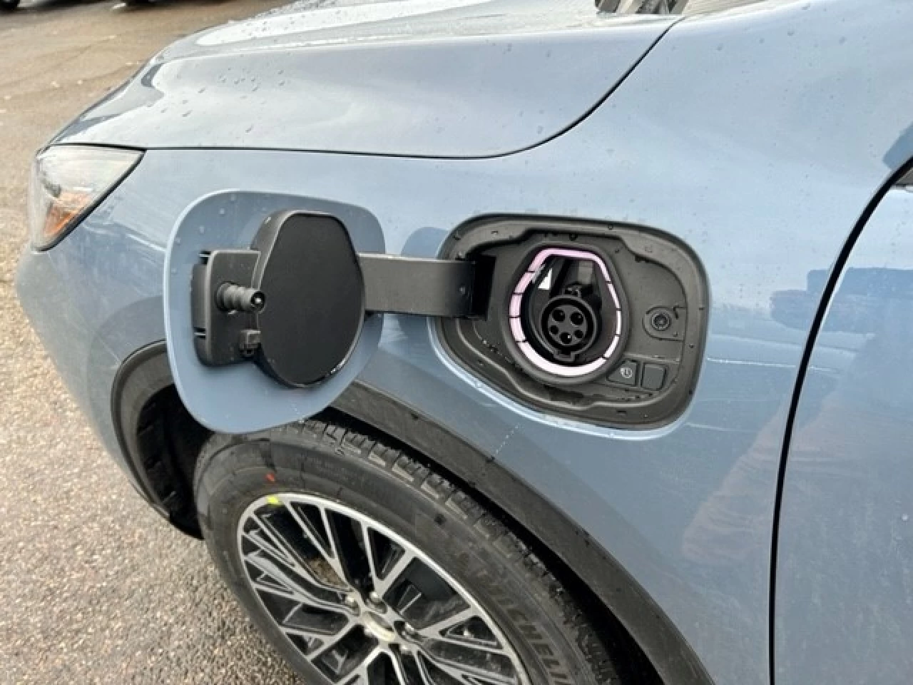 2023 Ford Escape PHEV Main Image