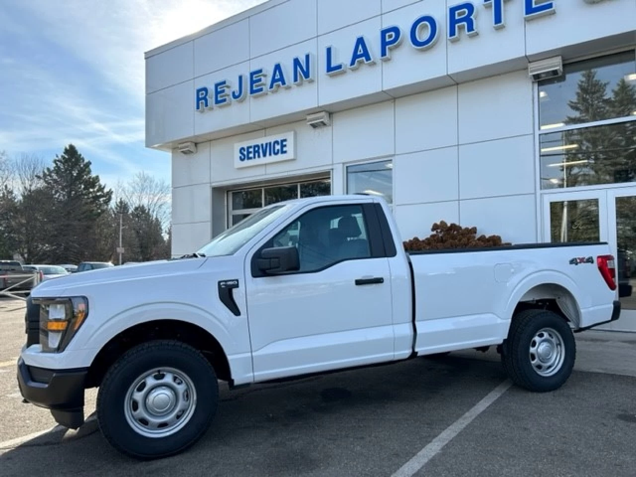 2023 Ford F-150 XL Main Image