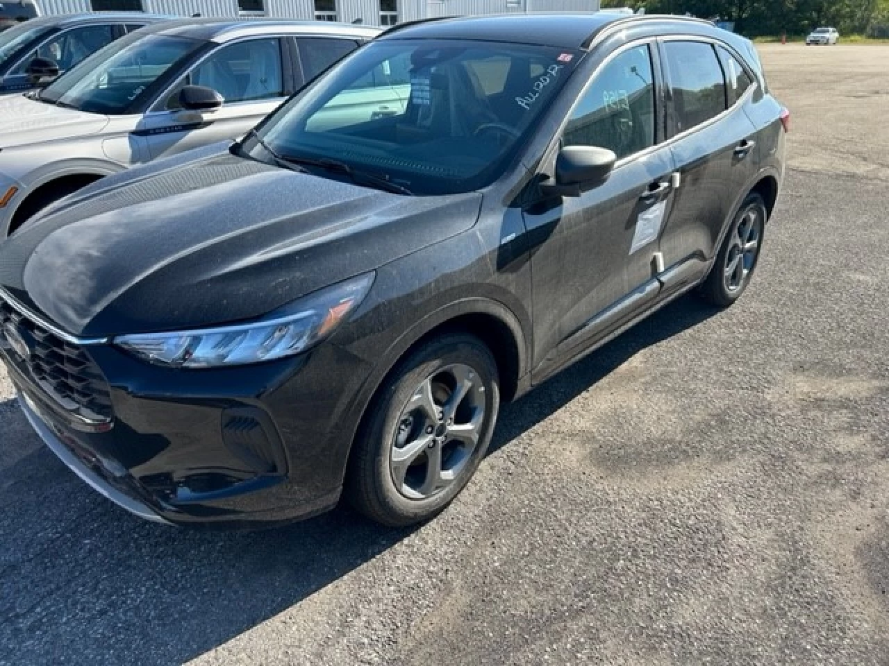 2023 Ford Escape ST-Line Hybride Image principale