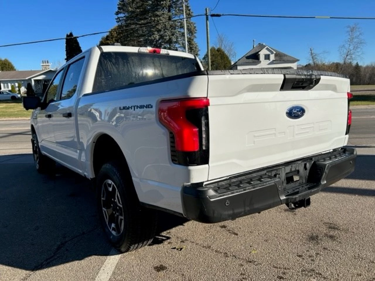 2023 Ford F-150 Lightning Pro Image principale