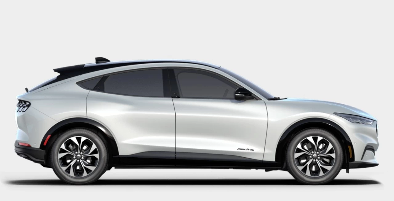 2023 Ford Mustang Mach-E Premium Main Image