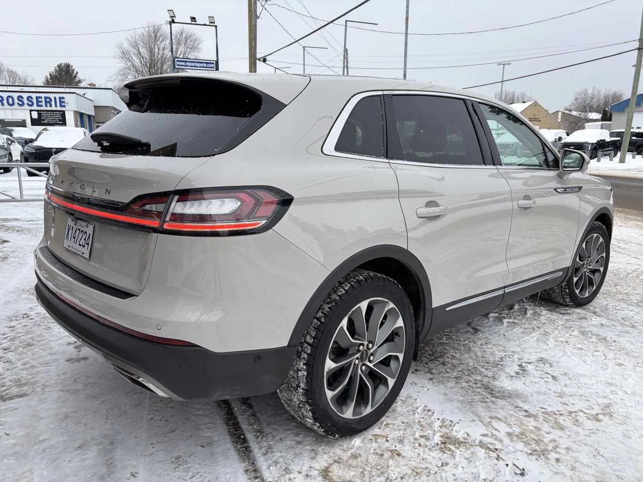 2022 Lincoln Nautilus Reserve AWD Main Image