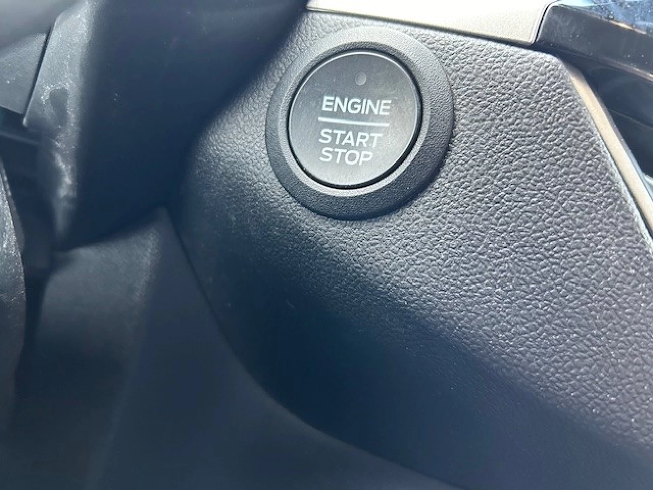 2022 Ford Escape SEL AWD Image principale