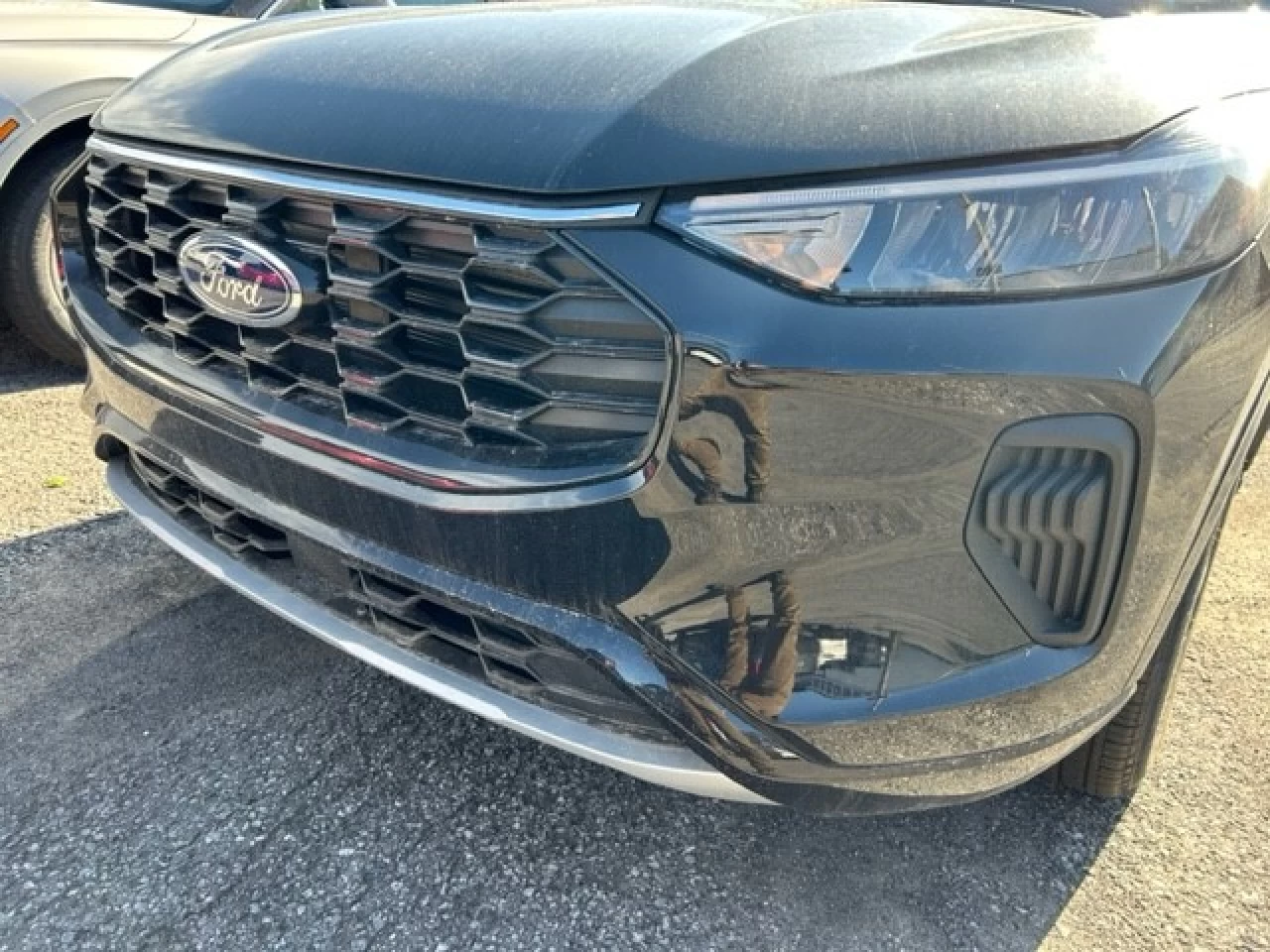 2023 Ford Escape ST-Line Hybride Image principale